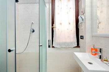 Piazza San Giovanni Bed & Breakfast Rom
