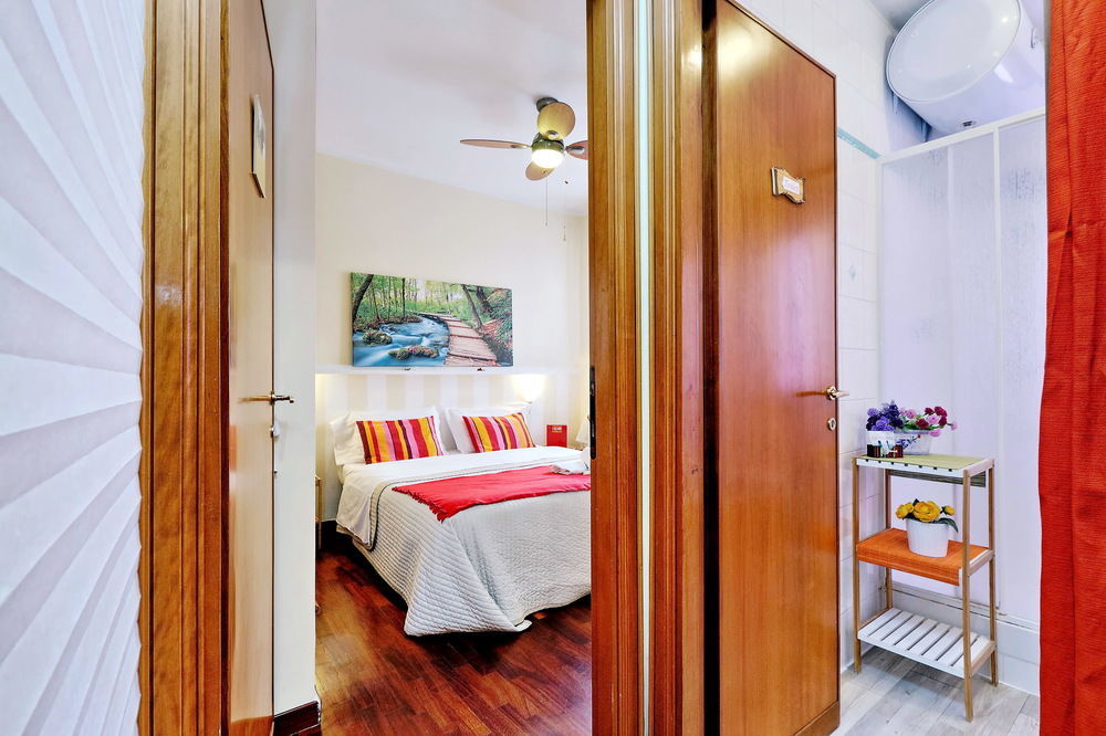 Piazza San Giovanni Bed & Breakfast Rom